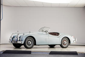 Jaguar XK140 SE Roadster (1956) - angeboten als Lot 383 an der Bonhams-Versteigerung im Grand Palais Paris am 4. Februar 2016