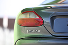 Jaguar XK8 (1997) - Markenschriftzug auf dem Heck