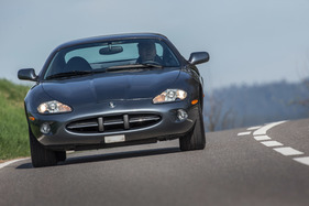 Jaguar XK8 (1997) - auch heute noch für hohe Durchschnittsgeschwindigkeiten gut