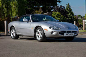 Jaguar XK8 Convertible (2000) - als Lot 766 am Iconic Sale at Silverstone Festival 2025
