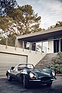 Jaguar XKSS (1957/2016) - der erste der nach Originalspezifikationen von 1957 im Werk 2016 neu gebauten neun Strassensportwagen