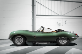 Jaguar XKSS (1957/2016) - der erste der nach Originalspezifikationen von 1957 im Werk 2016 neu gebauten neun Strassensportwagen