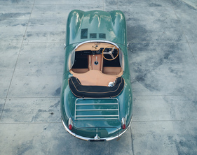 Jaguar XKSS (1957/2016) - der erste der nach Originalspezifikationen von 1957 im Werk 2016 neu gebauten neun Strassensportwagen