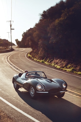 Jaguar XKSS (1957/2016) - der erste der nach Originalspezifikationen von 1957 im Werk 2016 neu gebauten neun Strassensportwagen