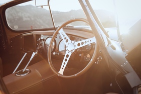 Jaguar XKSS (1957/2016) - der erste der nach Originalspezifikationen von 1957 im Werk 2016 neu gebauten neun Strassensportwagen