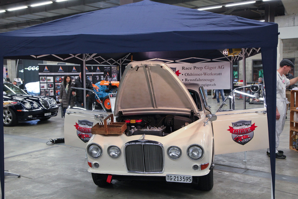 Jaguar bei Race Prep Giger - Oldtimermesse St. Gallen 2018