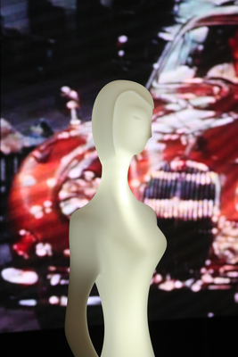 Jaguar stellte elegante Beleuchtungselemente auf den Stand - Auto e Moto d'Epoca Padova 2015