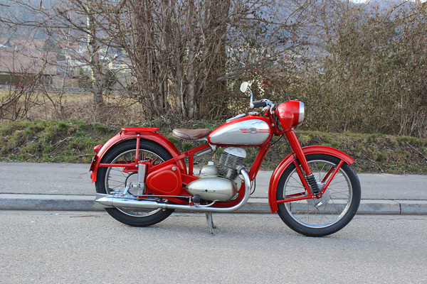 Jawa 250 Typ 11 Perak (1950) - als Lot 25 an der Versteigerung der Oldtimer Galerie Toffen am 21. April 2018