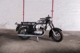 Jawa Type 360, 350 cm3 (1969) - als Lot 79 angeboten an der Artcurial "On the Road" Versteigerung am 9. Oktober 2016