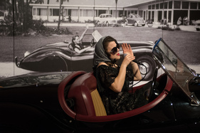 Jazz-Sängerin Alma Cilurzo - passend angezogen