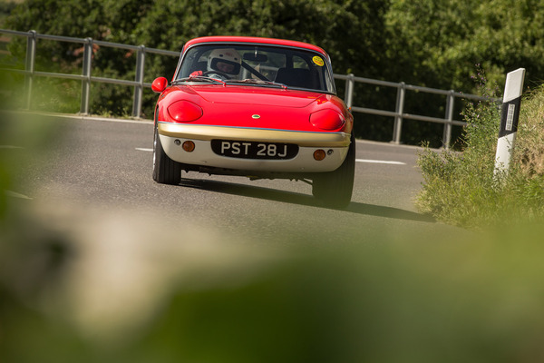 Jeder konnte die Kurven mit mehr ...