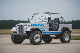 Jeep CJ7 Renegade (1984) - als Lot 1172 angeboten an der RM/Sotheby’s Elkhart Collection Versteigerung 2020 Jeep CJ7 Renegade (1984) - als Lot 1172 angeboten an der RM/Sotheby’s Elkhart Collection Versteigerung 2020