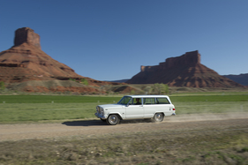 Jeep Wagoneer (1963)
