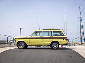 Jeep Wagoneer Station Wagon (1973) - Lot 152 an der Bonhams ’Les Grandes Marques à Monaco’ Versteigerung am 10. Mai 2024