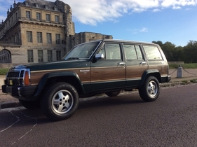 Jeep Wagoneer XJ Limited (1990) - als Lot 79 an der Artcurial-Versteigerung "Sur les Champs 11" in Paris am 5. November 2017
