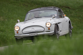 Jensen 541 - Persönlichkeit, Geschwindigkeit und Komfort gepaart mit Innovationsgeist