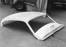 Jensen 541 (1957) - das Plastikdach