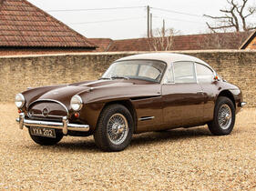 Jensen 541 Deluxe Sports Saloon (1957) - als Lot 040 angeboten an der Bonhams Members' Meeting Versteigerung am 16. August 2023