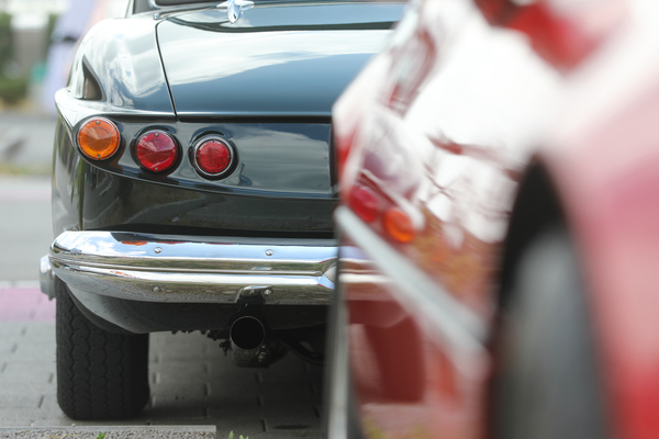 Jensen C-V8 (1964) - auch an den Rückleuchten zu erkennen - Fantastic Plastic Rickenbach 2023