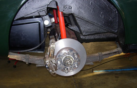 Jensen C-V8 (1964) - komplettierte Hinterachse