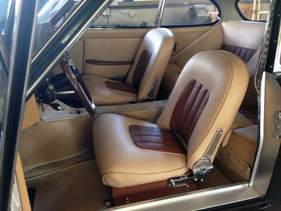 Jensen C-V8 (1964) - restauriertes Interieur