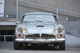 Jensen C-V8 (1966) - in Silbermetallic - V8-/I6-Hybridtreffen in der Motorworld Kemptthal 2021 Jensen C-V8 (1966) - in Silbermetallic - V8-/I6-Hybridtreffen in der Motorworld Kemptthal 2021