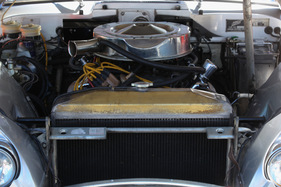 Jensen C-V8 Mk III (1966) - am Treffen "Fantastic Plastic" 2013 (1966)