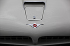 Bild: Jensen CV-8 (1965) - Markenzeichen auf der Haube
