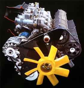 Jensen-Healey (1973) - Zweiliter-Motor in europäischer Konfiguration