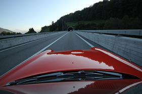 Jensen-Healey (1974) - Blick über die Motorhaube