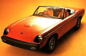 Jensen-Healey (1974) - die Mk2-Modelle hatten andere Stossfänger und Seitenschutzleisten