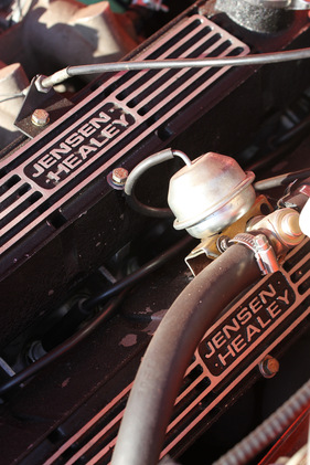 Jensen-Healey (1974) - die Ventildeckel mit Jensen-Healey-Schriftzug