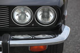 Jensen Interceptor III Convertible (1974) - Doppelscheinwerfer wirken immer sportlich