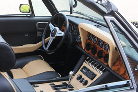 Jensen Interceptor III Convertible (1974) - da nimmt man gerne Platz