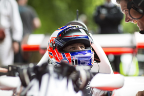 Jenson Button freut sich - Goodwood Festival of Speed 2016 Jenson Button freut sich - Goodwood Festival of Speed 2016