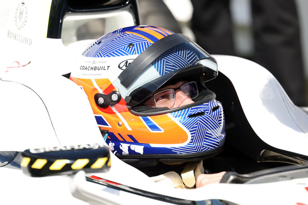 Jenson Button im Cockpit des Brawn BGP 001 - 83. Goodwood Members' Meeting 2026
