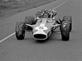 Jim Clark in Zandervoort (1967) Jim Clark in Zandervoort (1967)