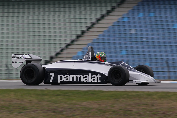 Joaquin Folch gewann im Brabham BT49C von 1981 das erste Rennen der Historischen Formel 1 (FIA HFO) am Bosch Hockenheim Historic 2012