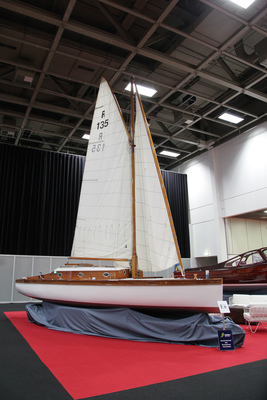 Jollenkreuzer aus dem Jahr 1937 aus der Bootswert Zschau Berlin - Motorworld Classics Berlin 2019