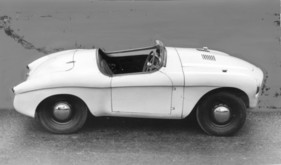 Jowett Jupiter R4 (1953) - wirkt ausnehmend kompakt