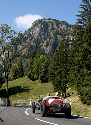 Jowett Ulster (1937) am Jochpass Memorial 2011 (Start-Nr. 073)