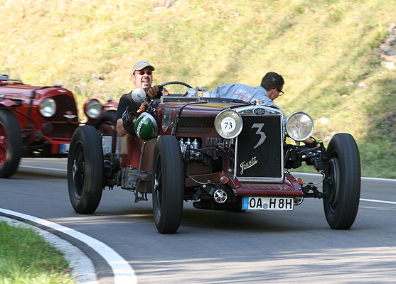 Jowett Ulster (1937) am Jochpass Memorial 2011 (Start-Nr. 073)