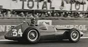 Bild: Juan Manuel 'Chueco' Fangio im Maserati 250F in Reims 1957