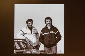 Jürgen Barth und Roland Kussmaul mit dem Porsche 911 SC Safari (1978) - an der Porsche Sound Nacht 2014
