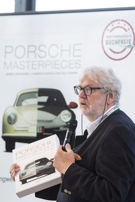 Jürgen Lewandowski bei der Verleihung der Motorworld Buchpreise 2020