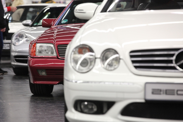 Junge Klassiker von Mercedes-Benz und Porsche - Retro Classics Bavaria 2019