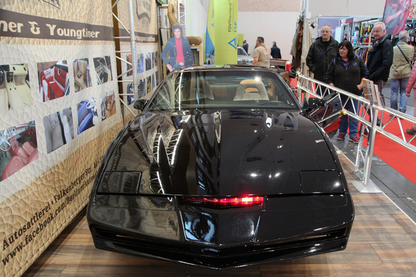 K.I.T.T. aus der Fernsehserie "Knight Rider" - Motorworld Classics Berlin 2019
