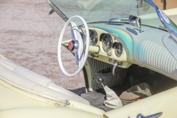 Kaiser Darrin Roadster (1954) - Blick ins Cockpit - 19. ASC Classic-Gala Schwetzingen 2023