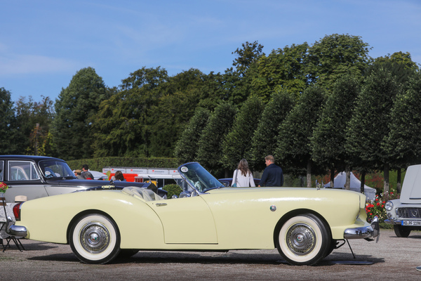 Kaiser Darrin Roadster (1954) - mit Kunststoffkarosserie - 19. ASC Classic-Gala Schwetzingen 2023