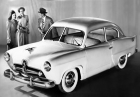 Kaiser Henry J (1951) - so wird er anfangs 1950 präsentiert